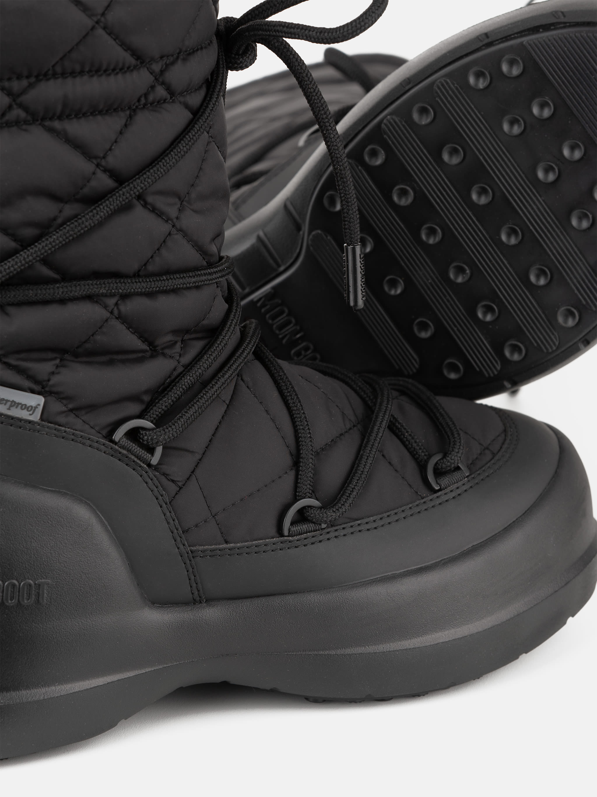 MEZZALUNA SCHWARZE QUILLTED HOHE STIEFEL