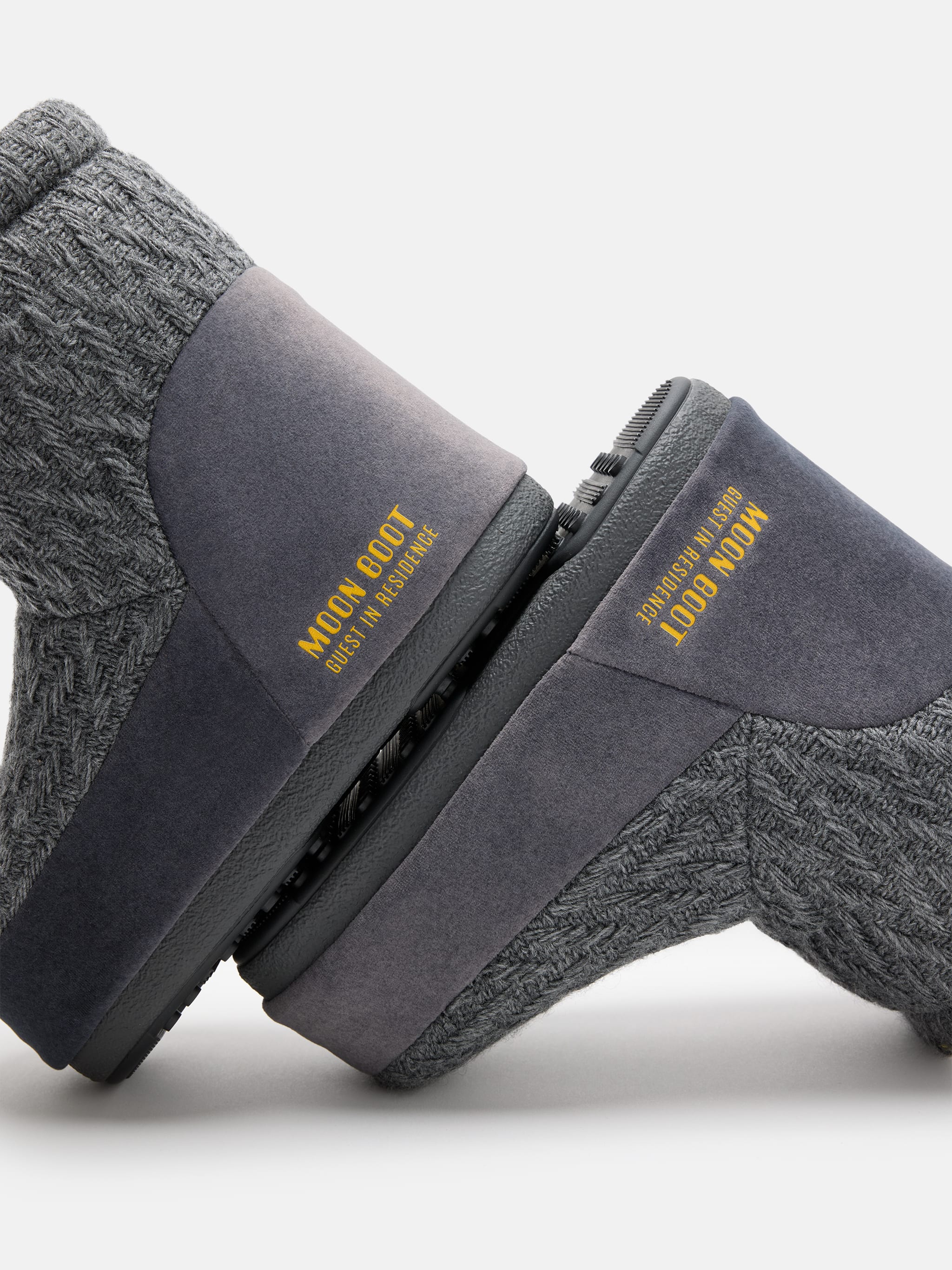 MOON BOOT X GUEST IN RESIDENCE ICON LOW NO LACE GREY KNIT STIEFEL