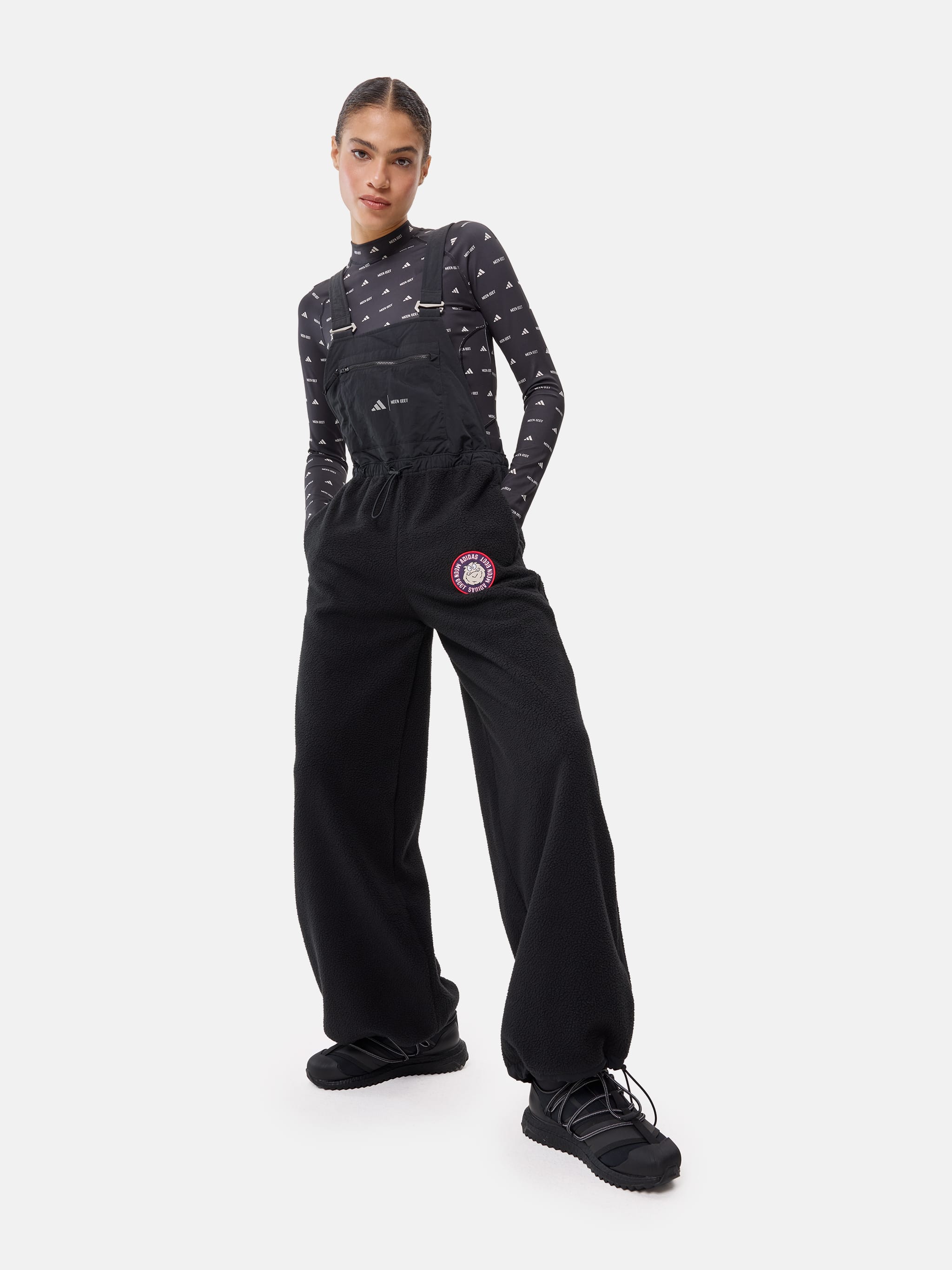 ADIDAS X MOON BOOT SCHWARZE OVERALLS