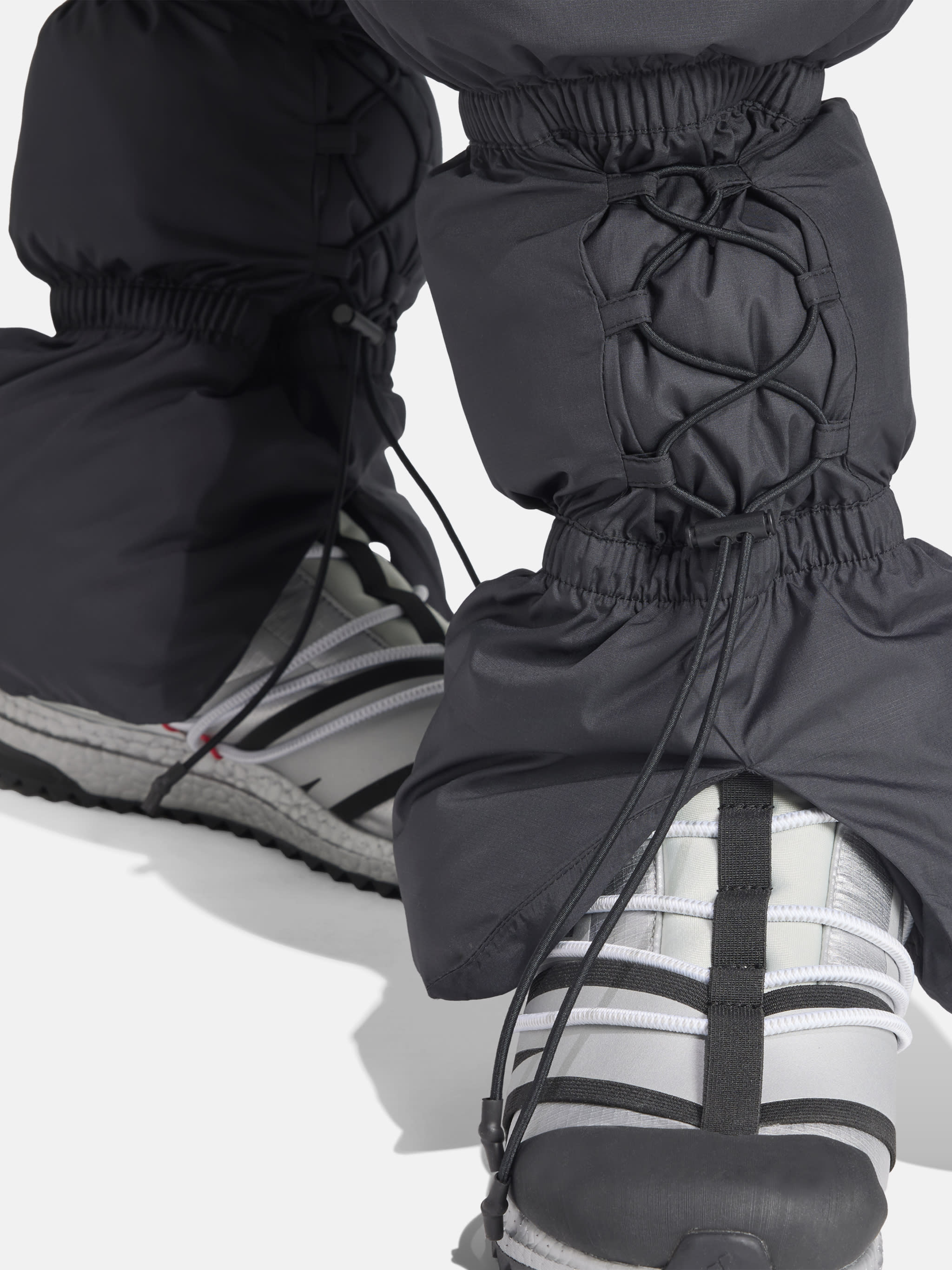 ADIDAS X MOON BOOT SCHWARZE BEINWÄRMER