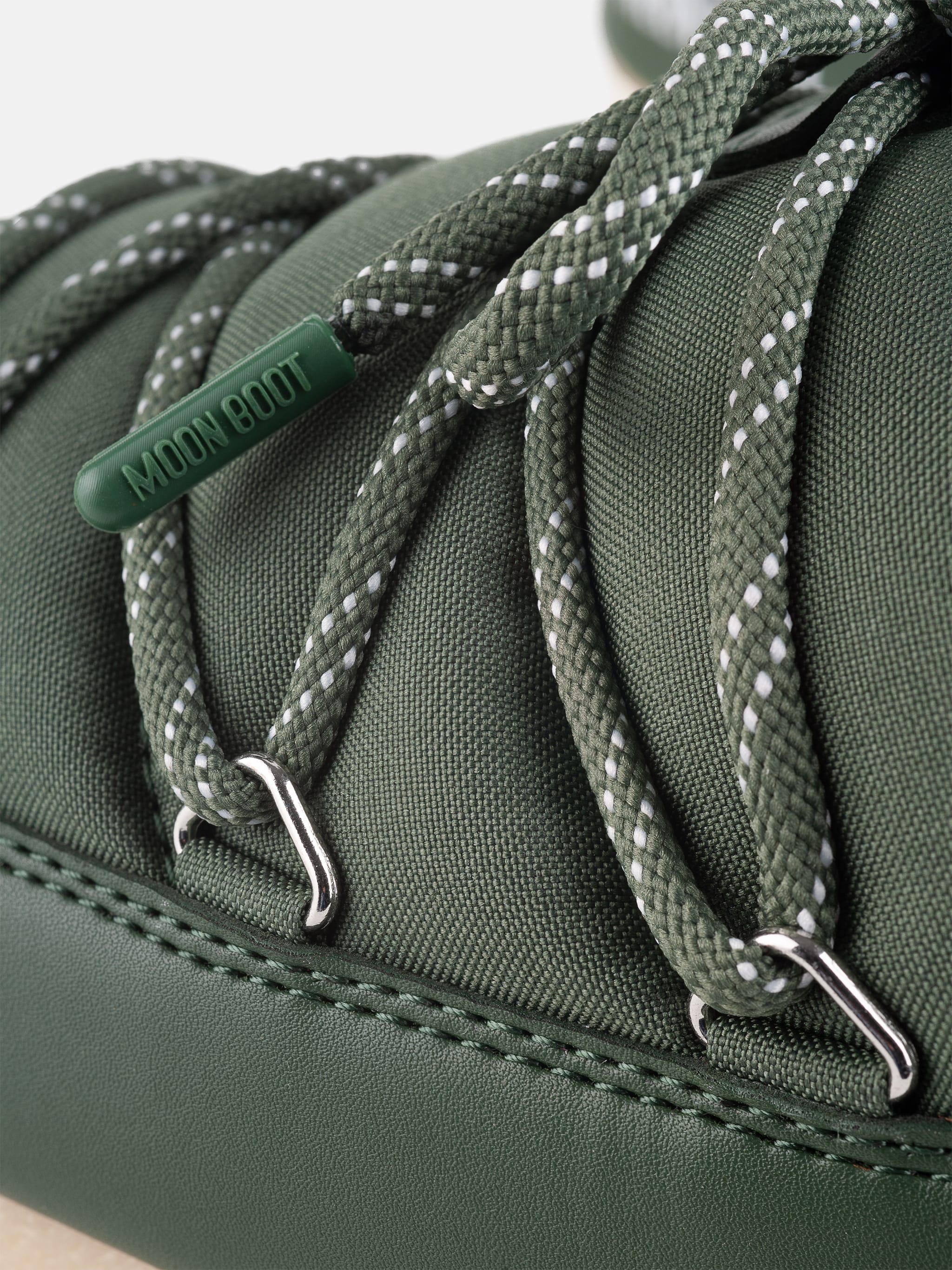 EVX GRÜNE NYLON MULES